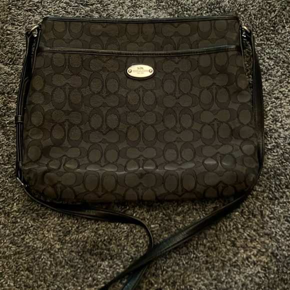 Black/Gray Coach Bag - Picture 2 of 7
